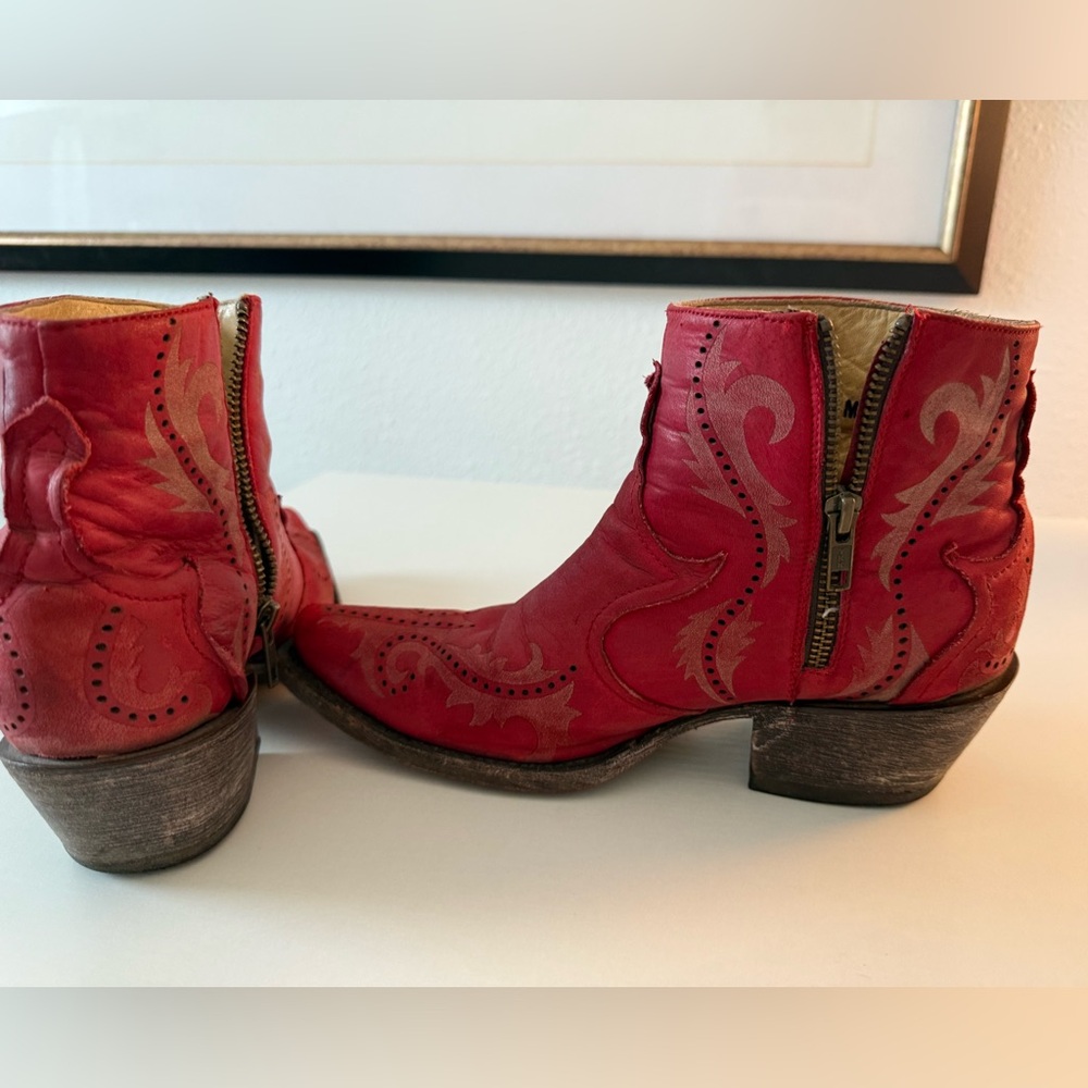 Corral Boots Red Laser Ankle Boots size 8